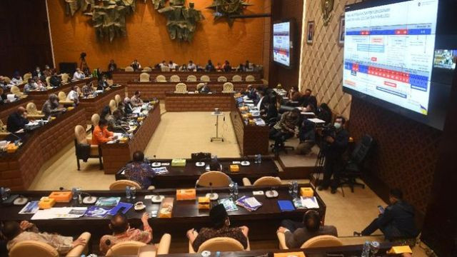 Rapat Bareng Menkes, Politikus PAN Keluhkan Kursi Baru DPR