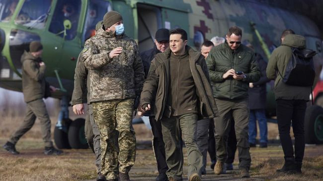 presiden-ukraina-volodymyr-zelensky-4_169.jpg