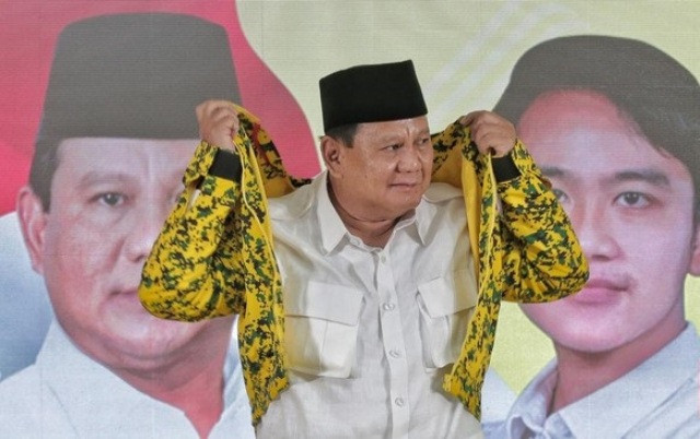 Pesan Jubir Prabowo: Jangan Hina Ganjar dan Anies