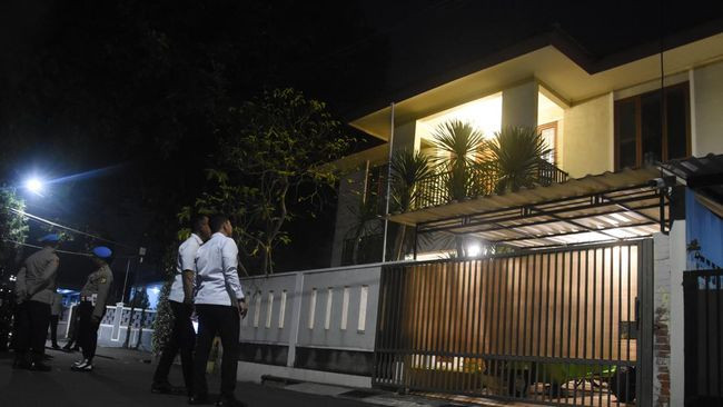Saksi Polisi Benarkan CCTV di Sekitar Rumah Sambo Tersambar Petir