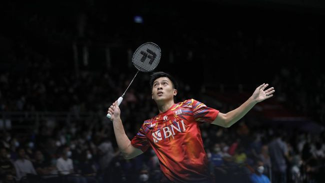 Hasil French Open: Vito Menang Dramatis Lawan Lee Zii Jia