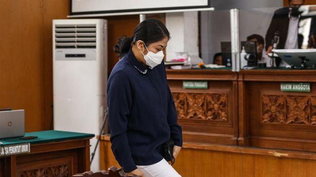 Hadapi Sidang Tuntutan, Putri Candrawathi Alami Gangguan Pencernaan