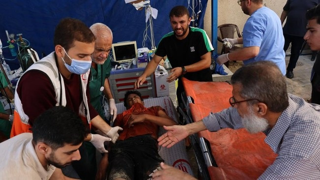 Dokter Anestesi Palestina Lulusan UNS RI Tewas Kena Bombardir Israel