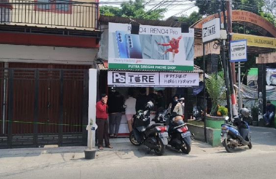 PS Store Condet Dirampok Maling Bersenpi, Bawa Kabur iPhone 13 Pro Max