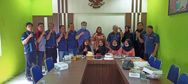 FOTO BERSAMA HUT HARIAN VOKAL KE-12